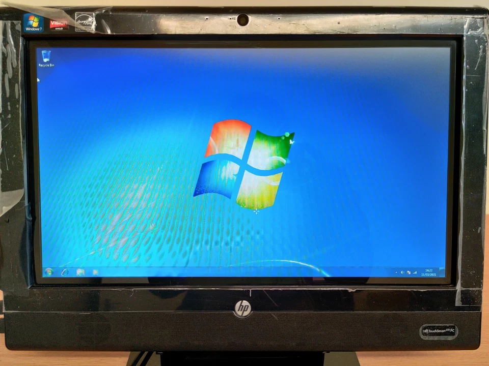 HP TouchSmart 310-1220uk AMD Athlon X2 2GB 250GB Win 7 Touchscreen All-In-One PC - Image 2 of 4