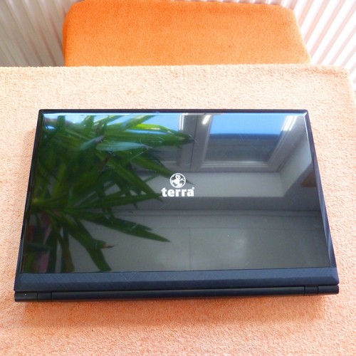Terra 1512 15 Zoll Multimedia l Windows 11 l 16GB RAM NEU l DUAL CORE Mit Mangel - Bild 9 von 17