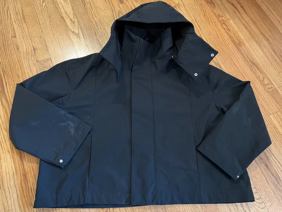 Chaqueta para hombre Nike MMW negra talla XL (DD9429010) de gran tamaño Matthew Williams Foto 2 de 4