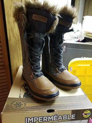SuperFit Women's Waterproof Boots Destiny Size 10 NIB