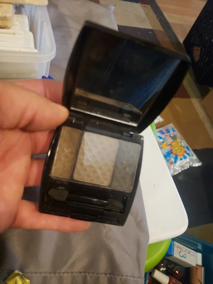 Beauticontrol Eye Shadow Palette Opus Andante Concerto CL 6245 Sensuous NEW - Image 3 of 3