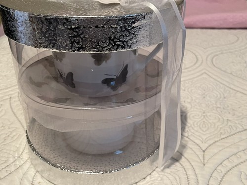 Grace’s Teaware Two Cups/Saucer Set IOB - Picture 3 of 4