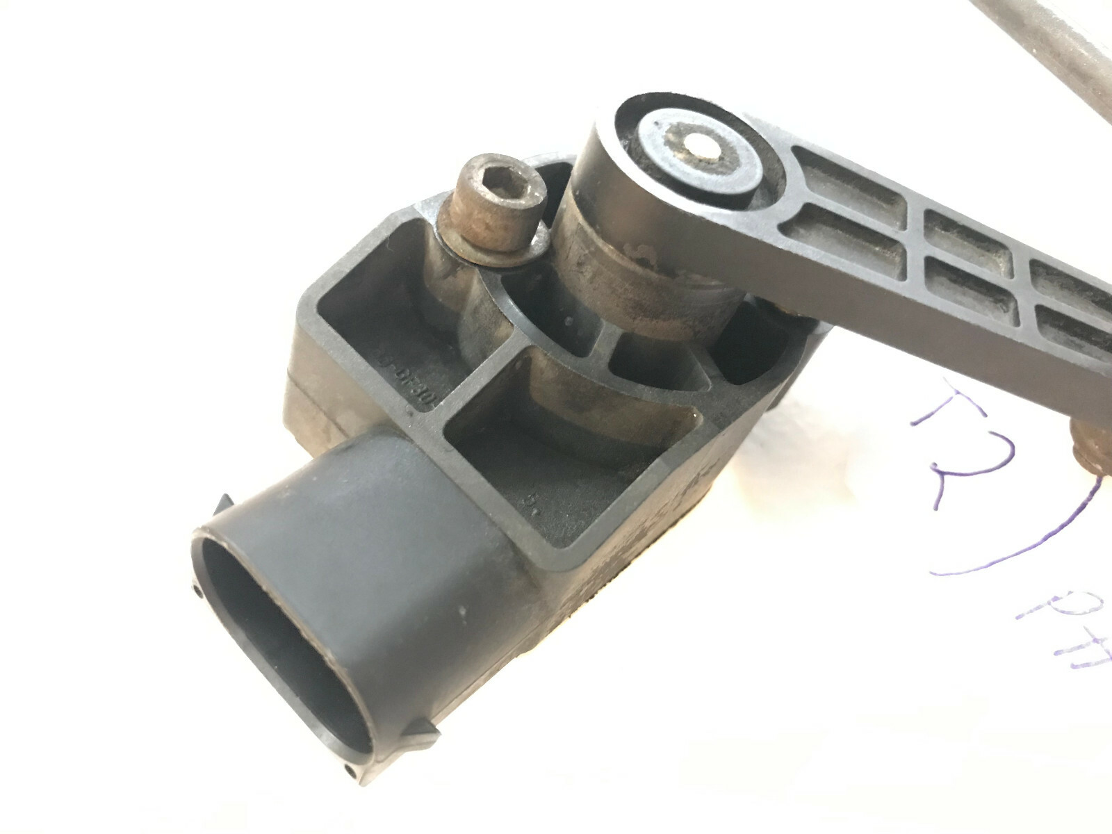 07 MASERATI QUATTROPORTE M139, 4.2 V8 FRONT LEFT SUSPENSION HEIGHT LEVEL SENSOR 