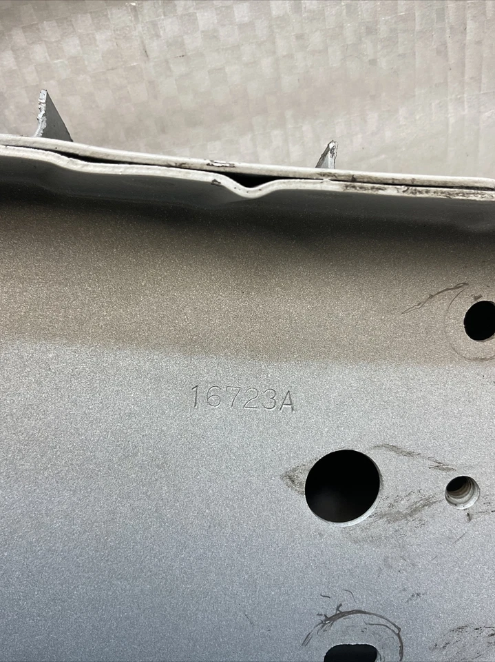 INFINITI FX35 FX37 FX50 QX70 2009 - 2017 原始设备制造商前左驱动框架铁路鼻切割 — 第 4/4 张图片