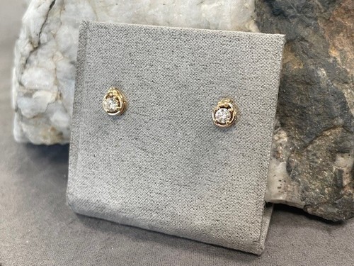 Orecchini Clogau Gallese Oro 18ct 1854 Albero della Vita Diamanti Sconto 400€ 4mm Rari - Foto 7 di 14