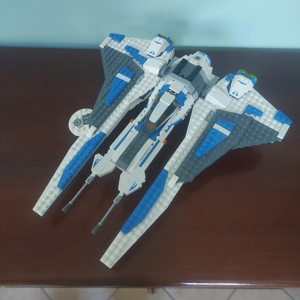 LEGO Star Wars 9525 Pre Vizsla's Mandalorian Fighter, foto 2 di 5