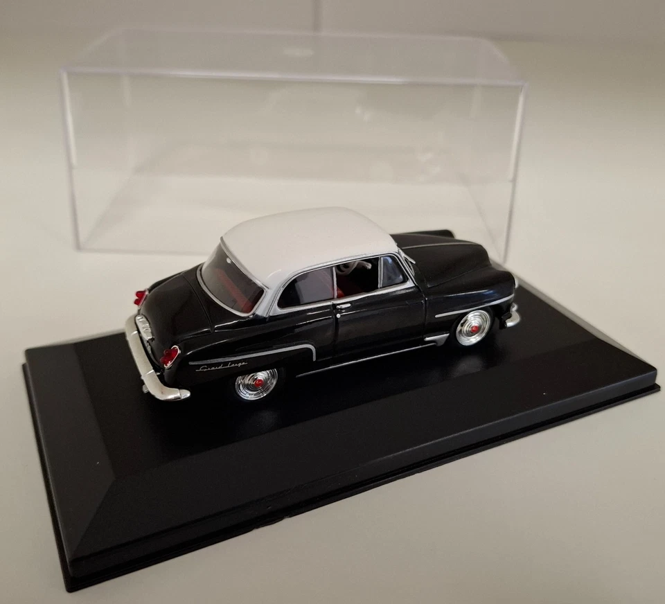 Simca Coach Aronde 1955 Vetrina scatola 1/43 IXO - Immagine 2 di 3