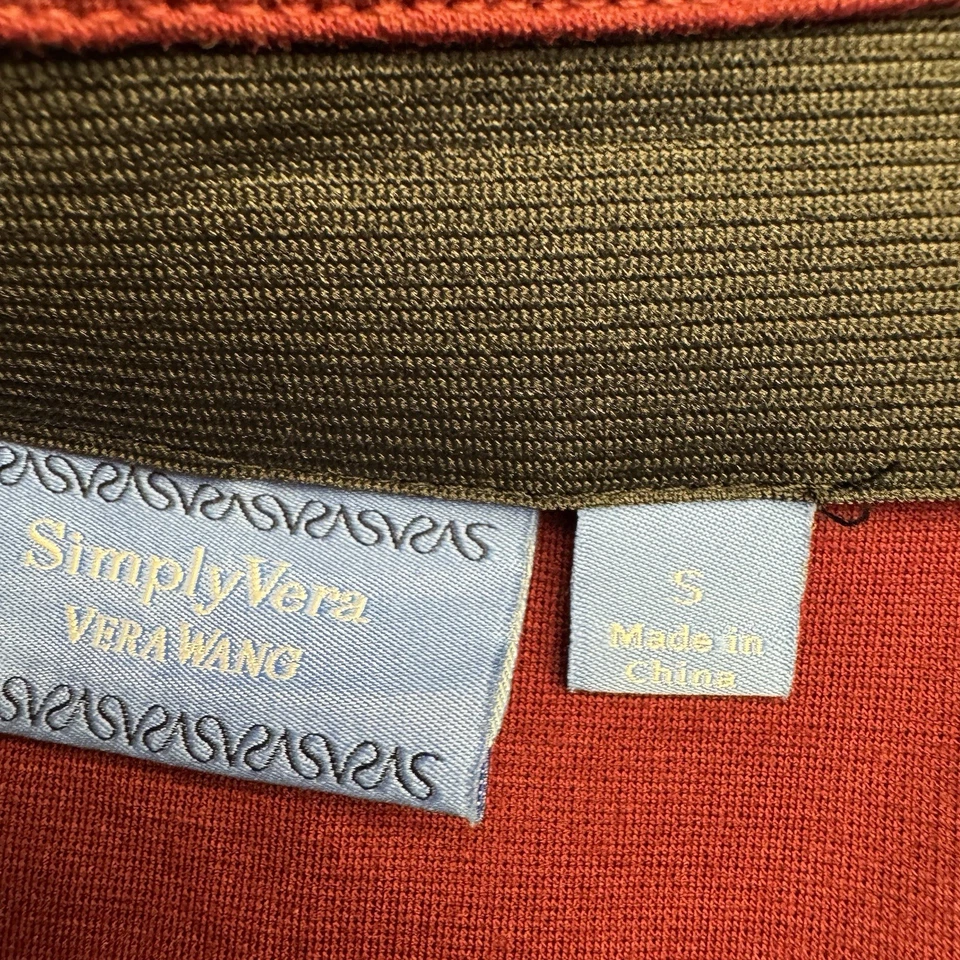 Mini falda elástica roja Simply Vera Wang ~ pequeña ~ cintura y dobladillo con bandas Foto 2 de 4