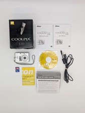 Nikon COOLPIX L10 5.0MP 3X Zoom Digital Camera Silver - TESTED