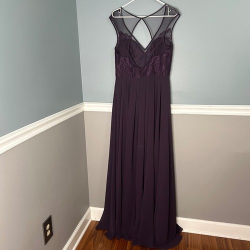 Hayley Paige Occasions 5750 Plum Purple Lace Chiffon formal Dress 10 - Afbeelding 9 van 12