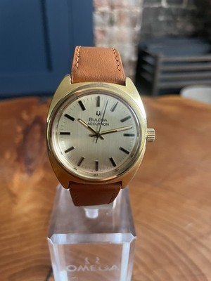 Vintage 1974 Gold Tone Bulova Accutron 2180G Electronic Tuning Fork Hack Watch