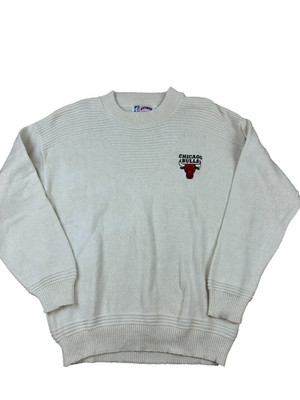 Vintage 90s Nutmeg Chicago Bulls Knit Sweatshirt   Size L   NBA / Sportswear