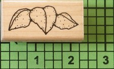 Leaf Trio F165 D.O.T.S. Wood Mounted rubber stamp