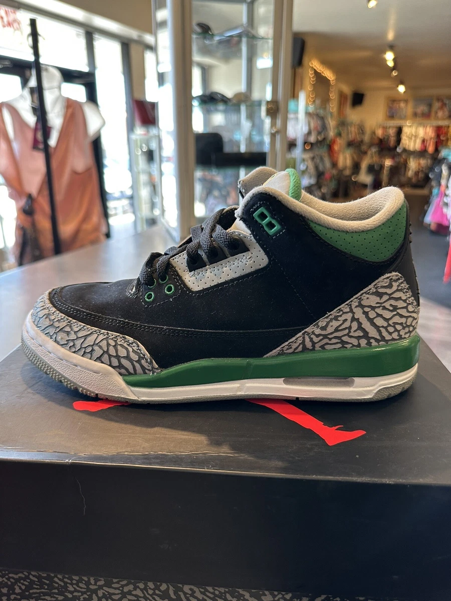 Air Jordan 3 Pine Green