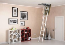 SCALA RETRATTILE IN ACCIAIO CON BOTOLA CM 70X90 ALTEZZA M 3,0 CON CORRIMANO