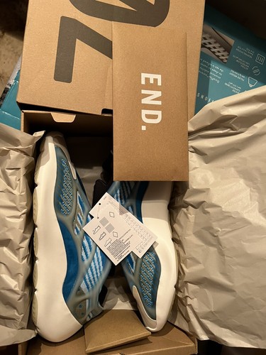 yeezy blue 700 azareth