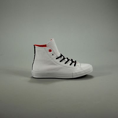 Converse Chuck Taylor II Hi Trainers New in box Size UK size 4,5,6