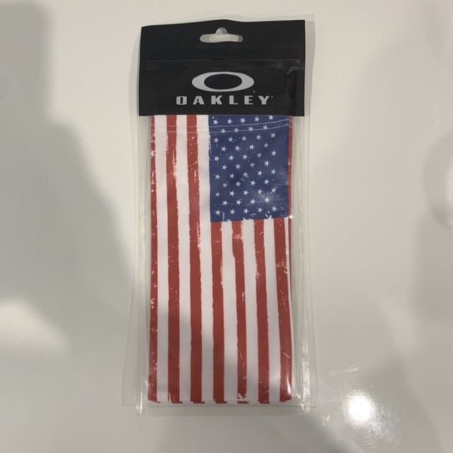 oakley flag
