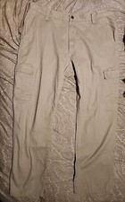 Wrangler Men  s Cargo Pants Size 40x 32