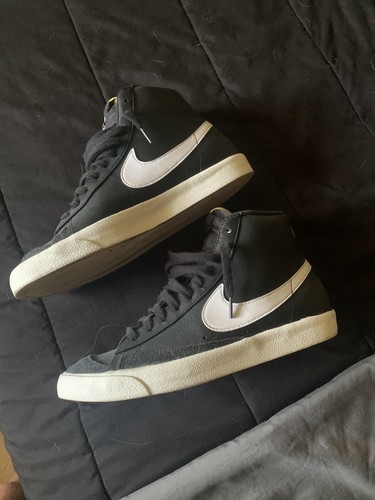Size 10.- Nike Blazer Mid '77 Vintage 