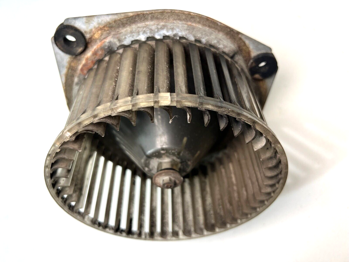 1984-1989 NISSAN Z31 300ZX A/C HEATER BLOWER MOTOR FAN 27220-01P13