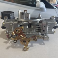 Holley 0-81670 Street Avenger Carburetor 4 Bbl 670 Cfm Manual Choke