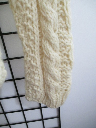 VINTAGE DARWIN / ITALY 🌸 SMALL / 36" BUST==IVORY / CABLE STITCH / SWEATER - Picture 10 of 11