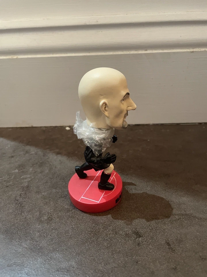 Fabian Barthez Manchester United Mini Upper Deck Playmakers Bobblehead, Francia Foto 2 de 4
