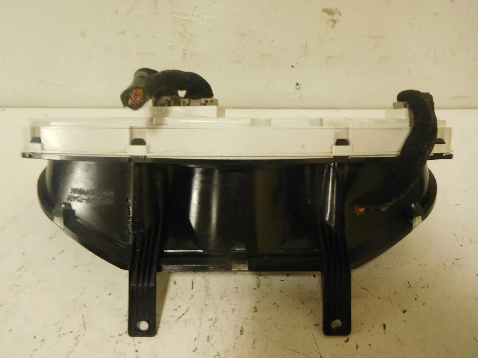 Cuadro de instrumentos velocímetro Kia Sportage 2007 4x4 94001-1F040 Foto 3 de 4