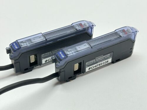 Keyence FS-V33P Fiber Sensor Amplifier Main Unit PNP LOT OF 2 - Picture 3 of 8