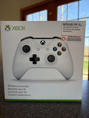 Microsoft Xbox One Wireless Controller Robot White