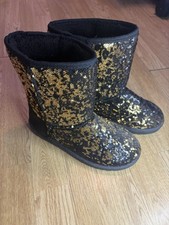 Girl's Ugg Classic Short Chunky Sequin Black Sheepskin Winter Boots  1135330