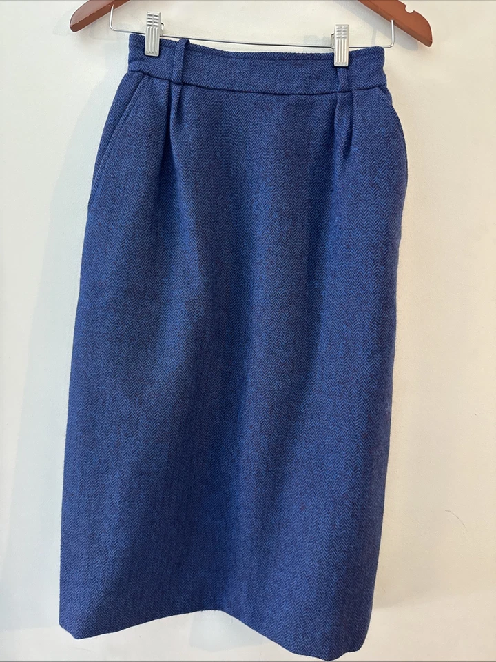 Vintage Herringbone  laine wool Christian Dior pencil skirt Blue Sz 4 Lined EUC