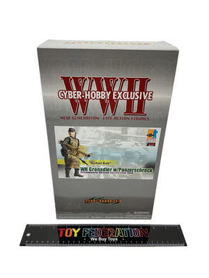 Cyber-Hobby Dragon 1/6 WH Grenadier W/Panzerschreck HERBERT KALT