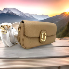 AUTH NWT Marc Jacobs Women’s The Clover Leather Clutch Shoulder Crossbody-Camel