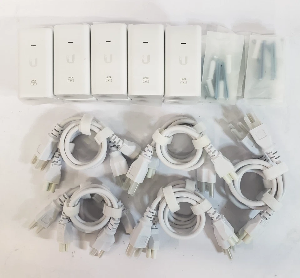 Lot of 10 Open Box UniFi U-PoE-af Injectors w/ Power Cords & Mounting Screws - Image 2 of 4