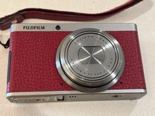 Fujifilm XF1 Compact Digital Camera Red 13084