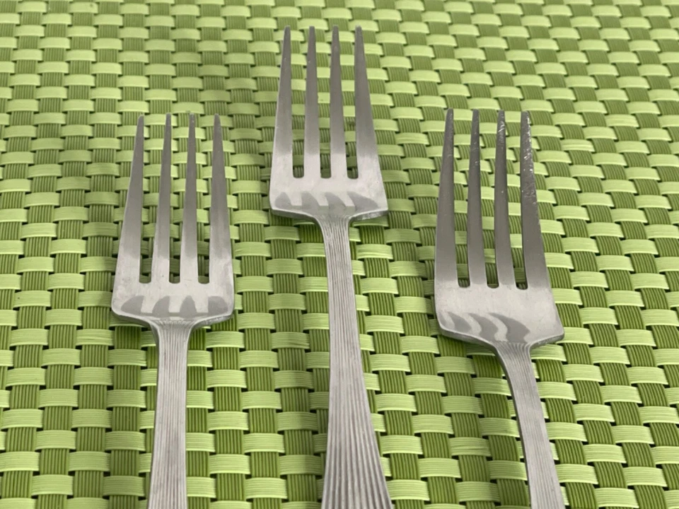 Barclay Geneve VAN CORTLAND 不锈钢 3 晚餐叉 韩国 光面餐具 — 第 2/4 张图片