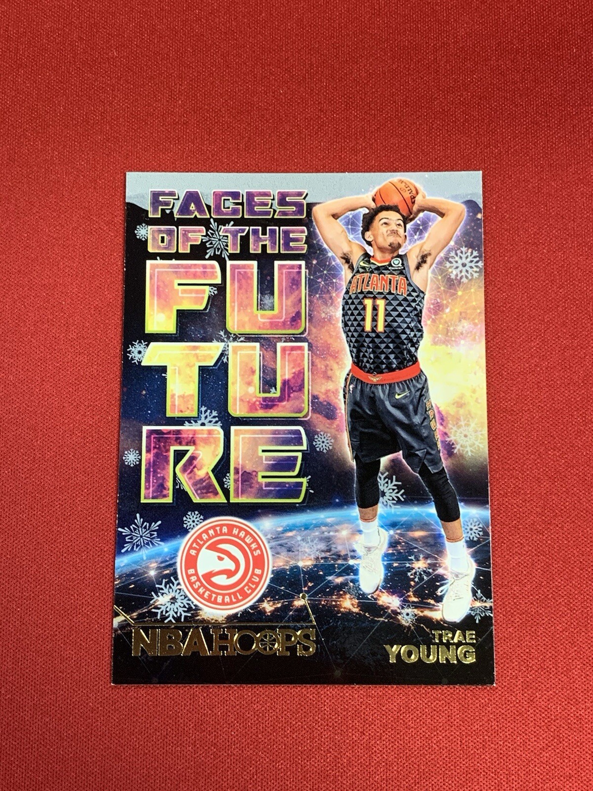 2018-19 Panini NBA Hoops - Faces of the Future Winter #5 Trae Young (RC)