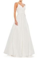 Ieena Mac Duggal 48855 V Neck Crepe Ballgown SZ 8 ($398) White