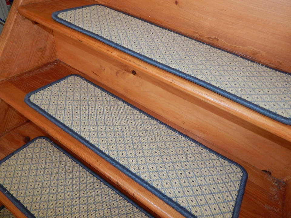 13 PASOS 9"x28' peldaños escalera LANA TEJIDA + aterrizaje 22 X 28". Foto 3 de 4