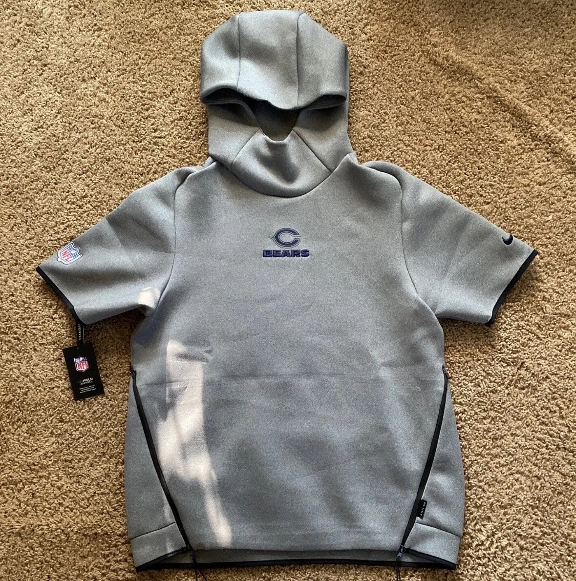 Nike Chicago Bears Repel Sideline Short Sleeve Pullover Hoodie