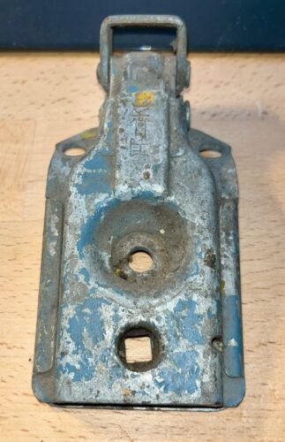 1946 1947 1948 STUDEBAKER REAR COMPARTMENT DECK LOCK REGULATOR LATCH 46 47 40S - Bild 2 von 12