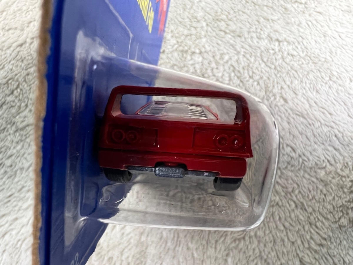 Hot Wheels F40 赤ミニカー 100% Hot Wheels Ferrari F40 Red 1:18 Scale Diecast Model Car