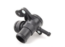 AUDI Q3 8U ENGINE COOLING SYSTEM FLANGE CONNECTION 06J121132G