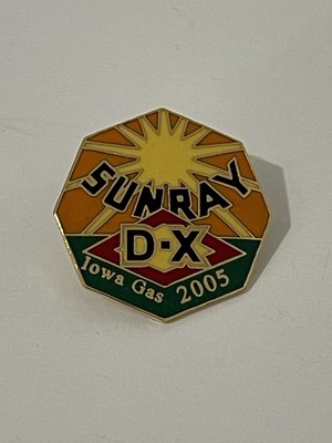 SUNRAY Oil Co., Iowa Gas 2005 Pin Back - Des Moines, Iowa