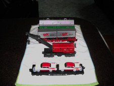 -LIONEL LOT of 4 AWESOME LOOKING BUNCH---SEE BELOW FOR DETAILS