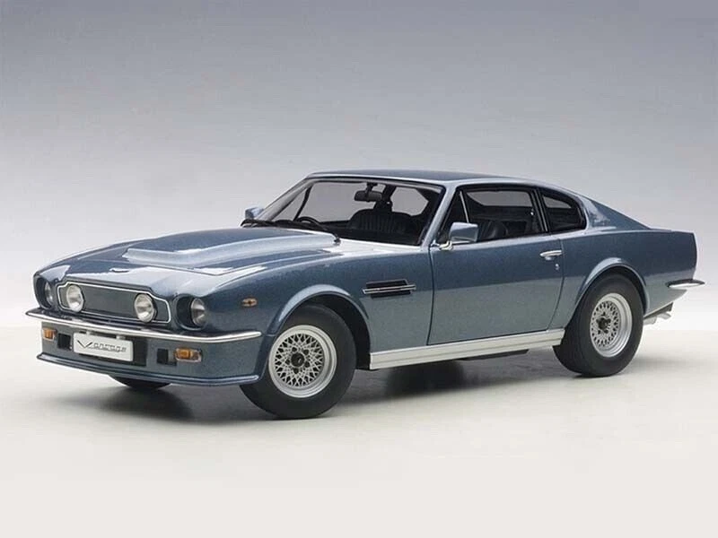 1/18 Autoart Aston Martin V8 Vantage Chicester blue - Image 3 of 4