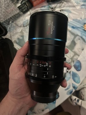 SIRUI 75mm T2.9 Anamorphic CineLens E Mount Manual Focus 82mm Thread. Never used