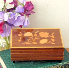 Wooden musical jewellery box Sorrento ware * FREE UK POSTAGE